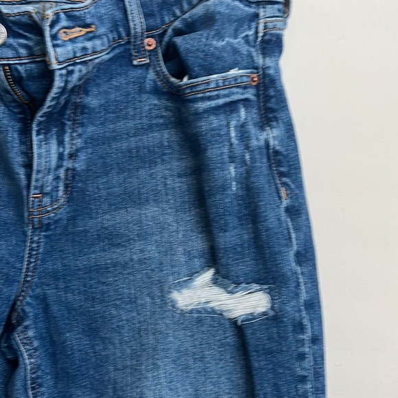 Old Navy boyfriend jeans - Picture 4 of 8